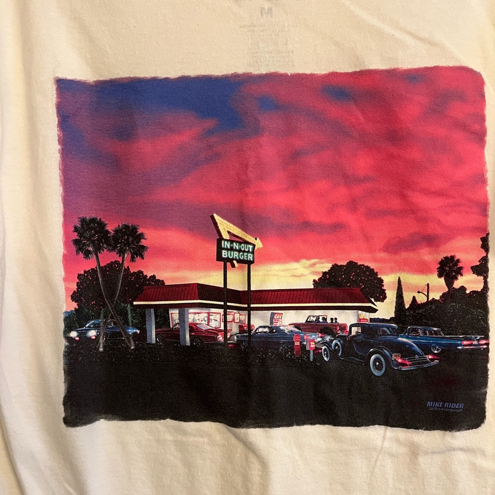 New In-N-Out Burger California Graphic Tee